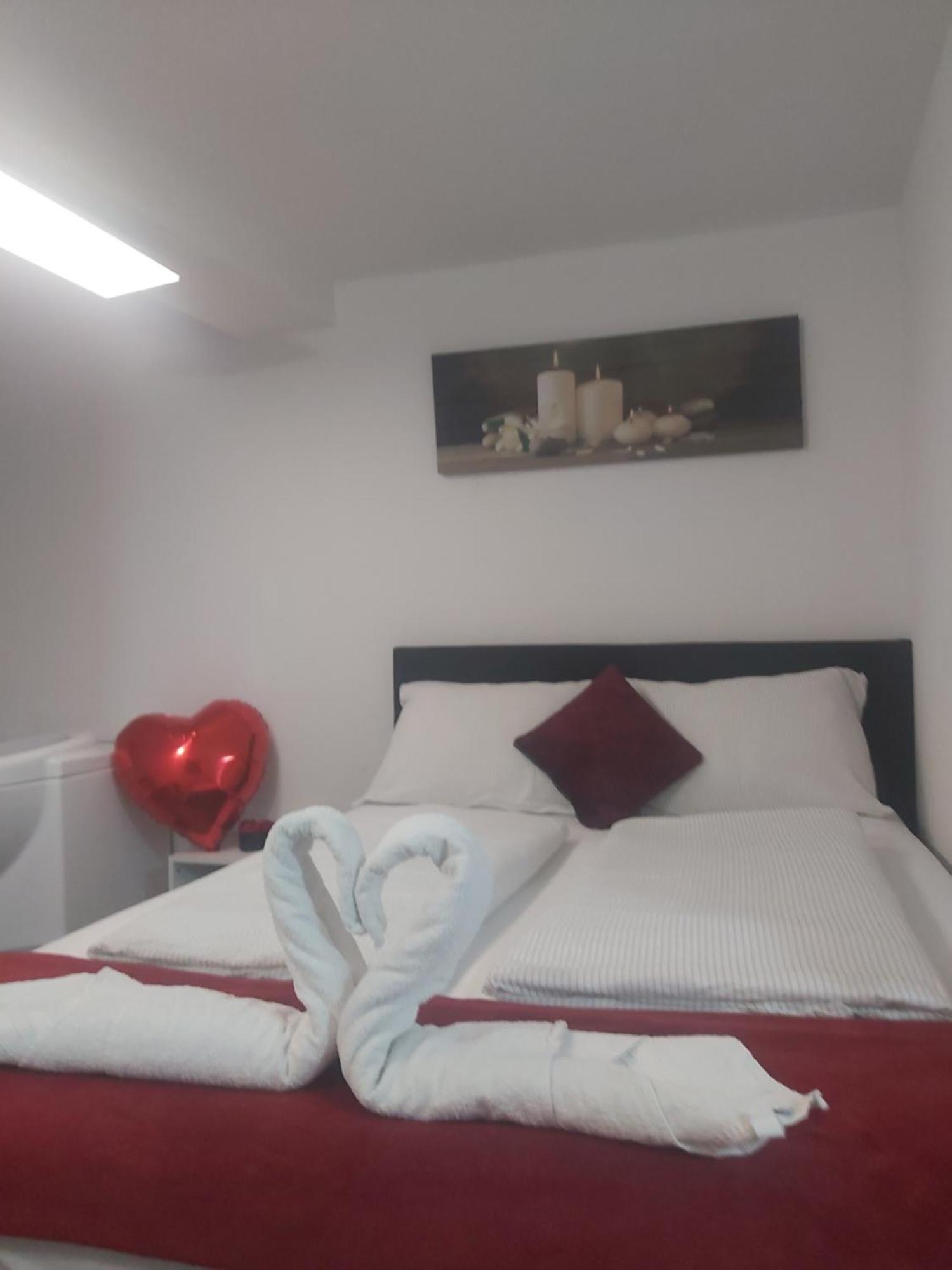 Panda Rooms Máribor Habitación foto